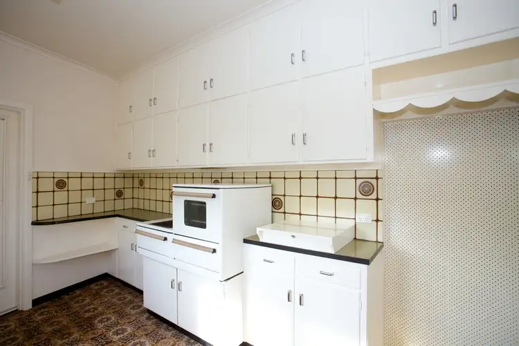 Fourth view of Homely house listing, 8 Margaret Street, Horsham VIC 3400