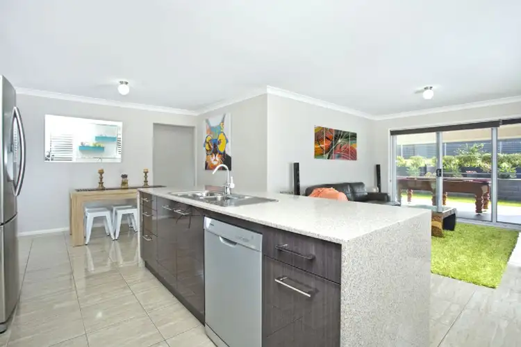 Sixth view of Homely house listing, 18 Semillon Ridge, Gillieston Heights NSW 2321