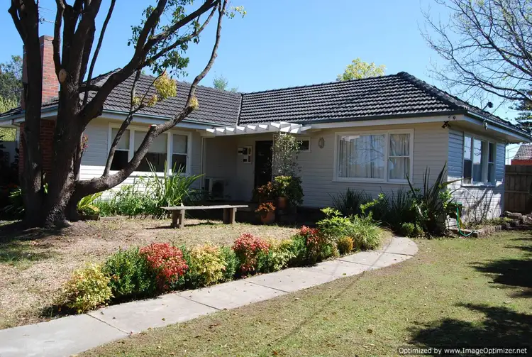 3 Evelyn Street, Bairnsdale VIC 3875