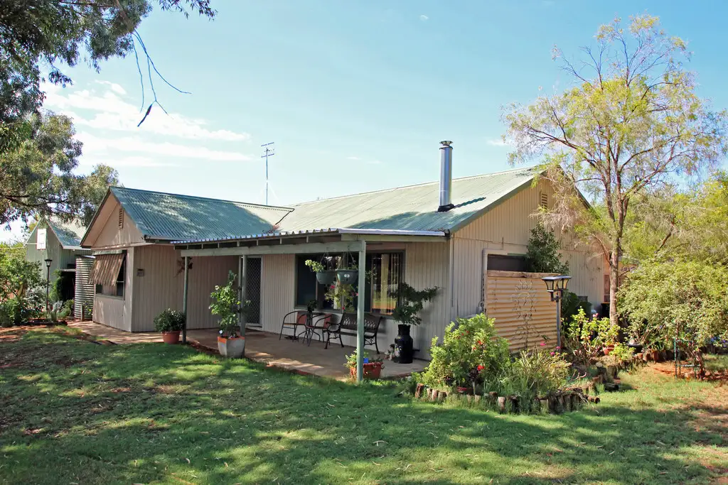 Main view of Homely house listing, 377 KULKYNE STREET, Renmark West SA 5341