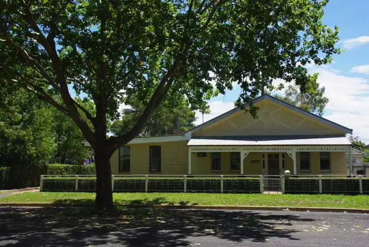 26 Whiteley Street, Wellington NSW 2820