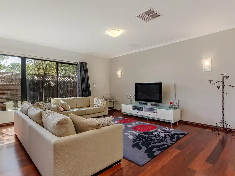 Seventh view of Homely house listing, 4 Abingdon Cres, Wellard WA 6170