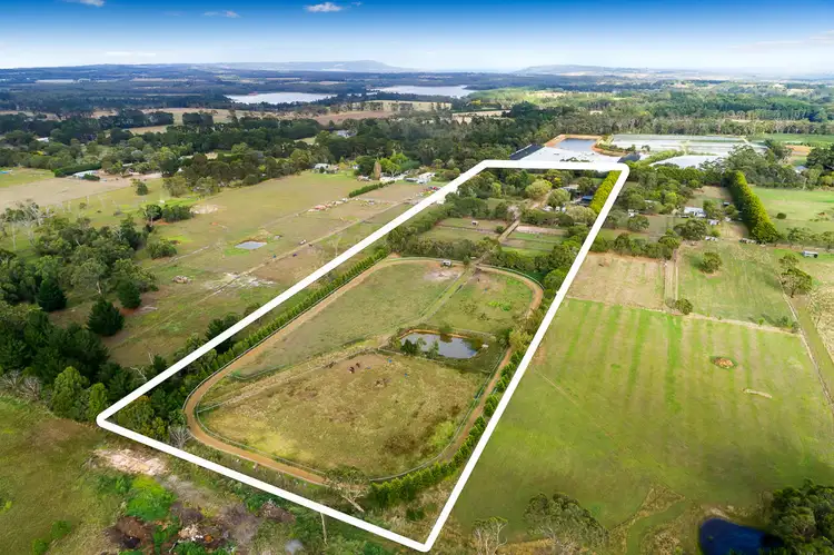 1056 Stumpy Gully Road, Moorooduc VIC 3933