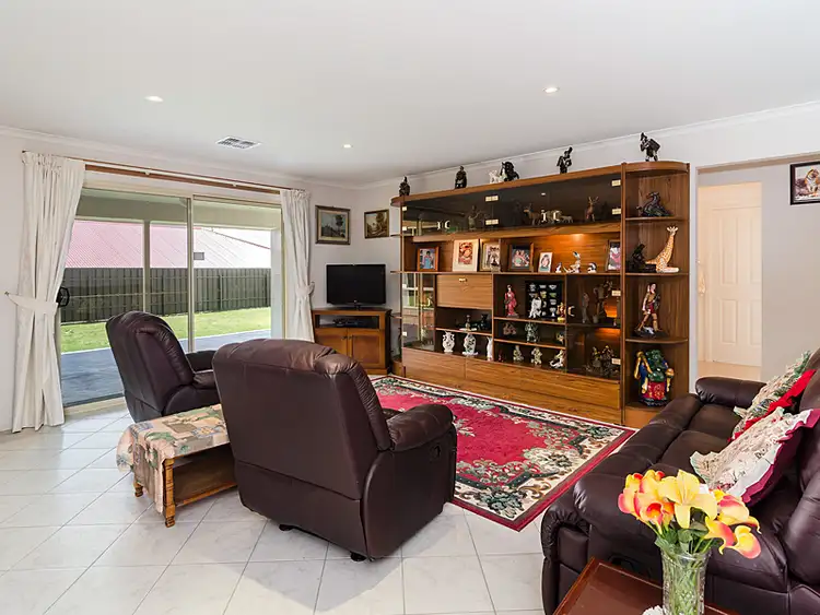 Fifth view of Homely house listing, 2 Brumfield Court, Strathalbyn SA 5255