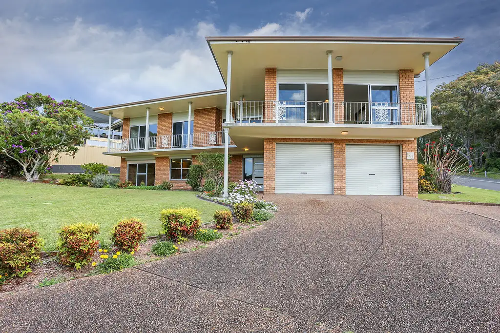 Main view of Homely house listing, 50 Park Avenue, Caves Beach NSW 2281