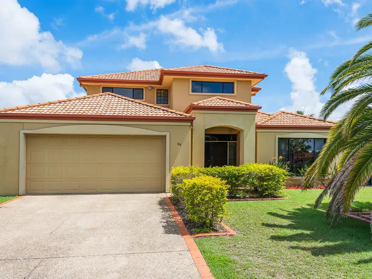 25 Calmwater Crescent