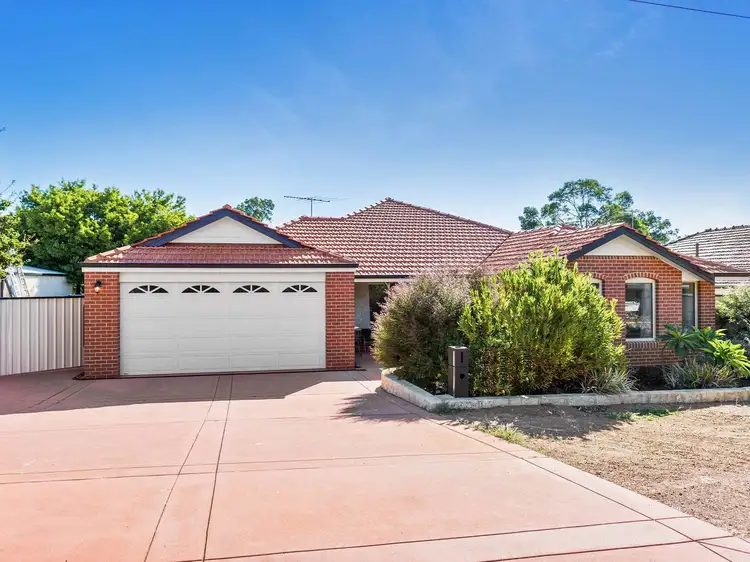 15 Kirkdale Road, Kalamunda WA 6076