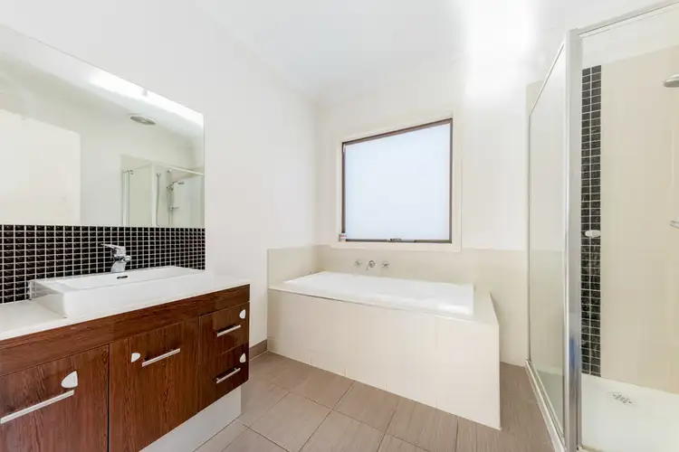 Seventh view of Homely unit listing, Unit 1 26 Starflower Way, Truganina VIC 3029