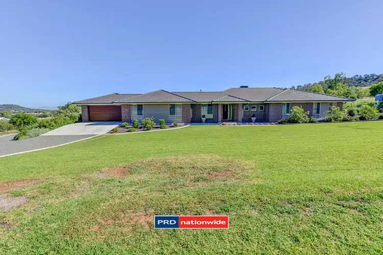 24 Daintree Circuit, Tamworth NSW 2340