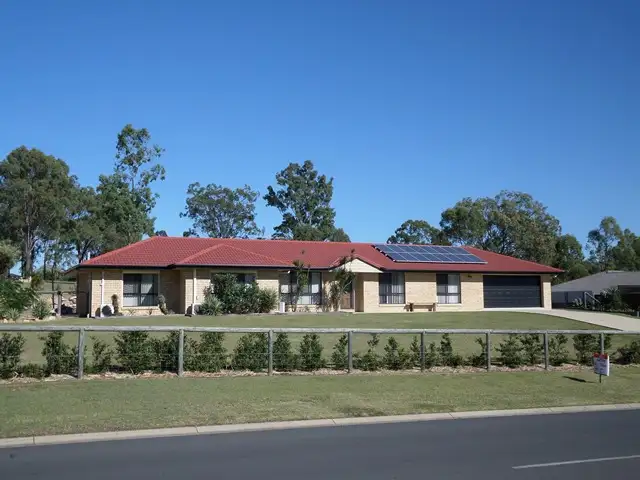 83 Fairway Dr, Kensington Grove QLD 4341