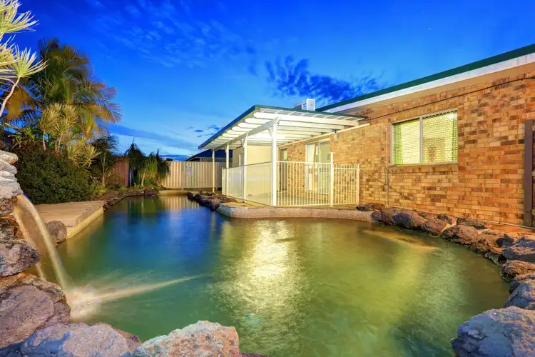 4 Avenell Street, Avenell Heights QLD 4670