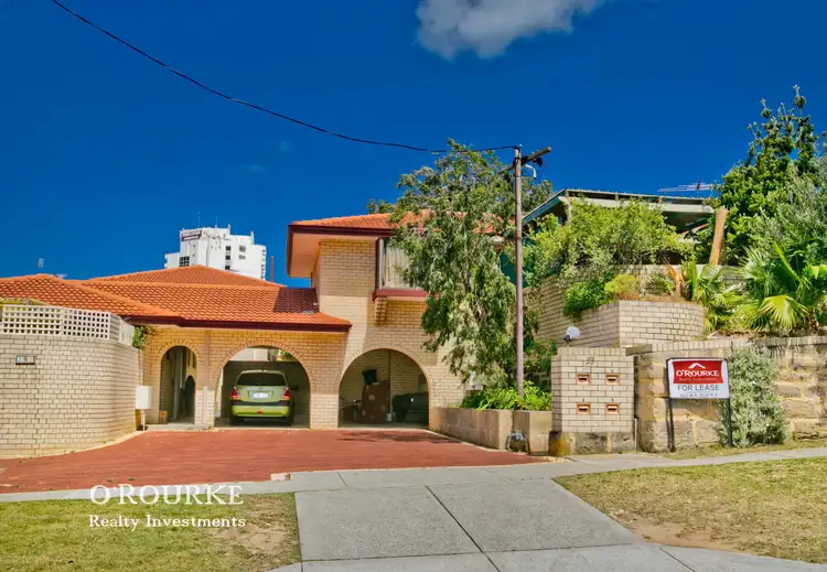 6/33 Edgehill Street, Scarborough WA 6019