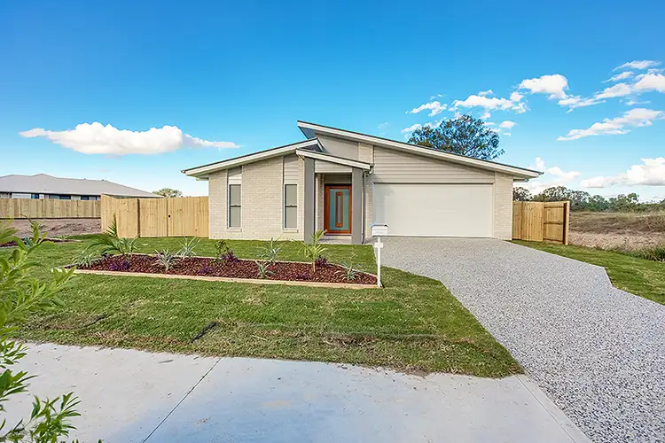 7 Knightsbridge Drive, Southside QLD 4570