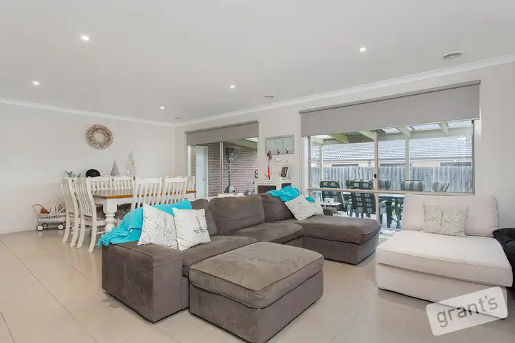 Fourth view of Homely house listing, 32 Summerhill Boulevard, Drouin VIC 3818