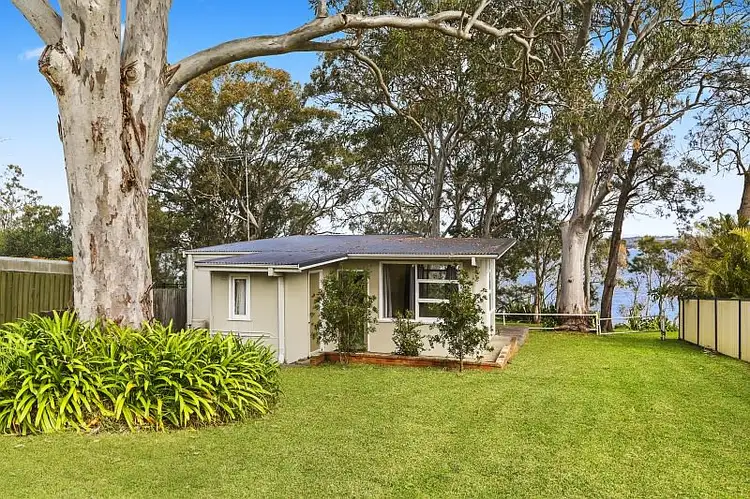 166 Buff Point Avenue, Buff Point NSW 2262