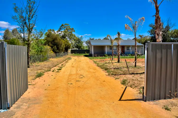 Sixth view of Homely house listing, 16 William St South, Wentworth NSW 2648