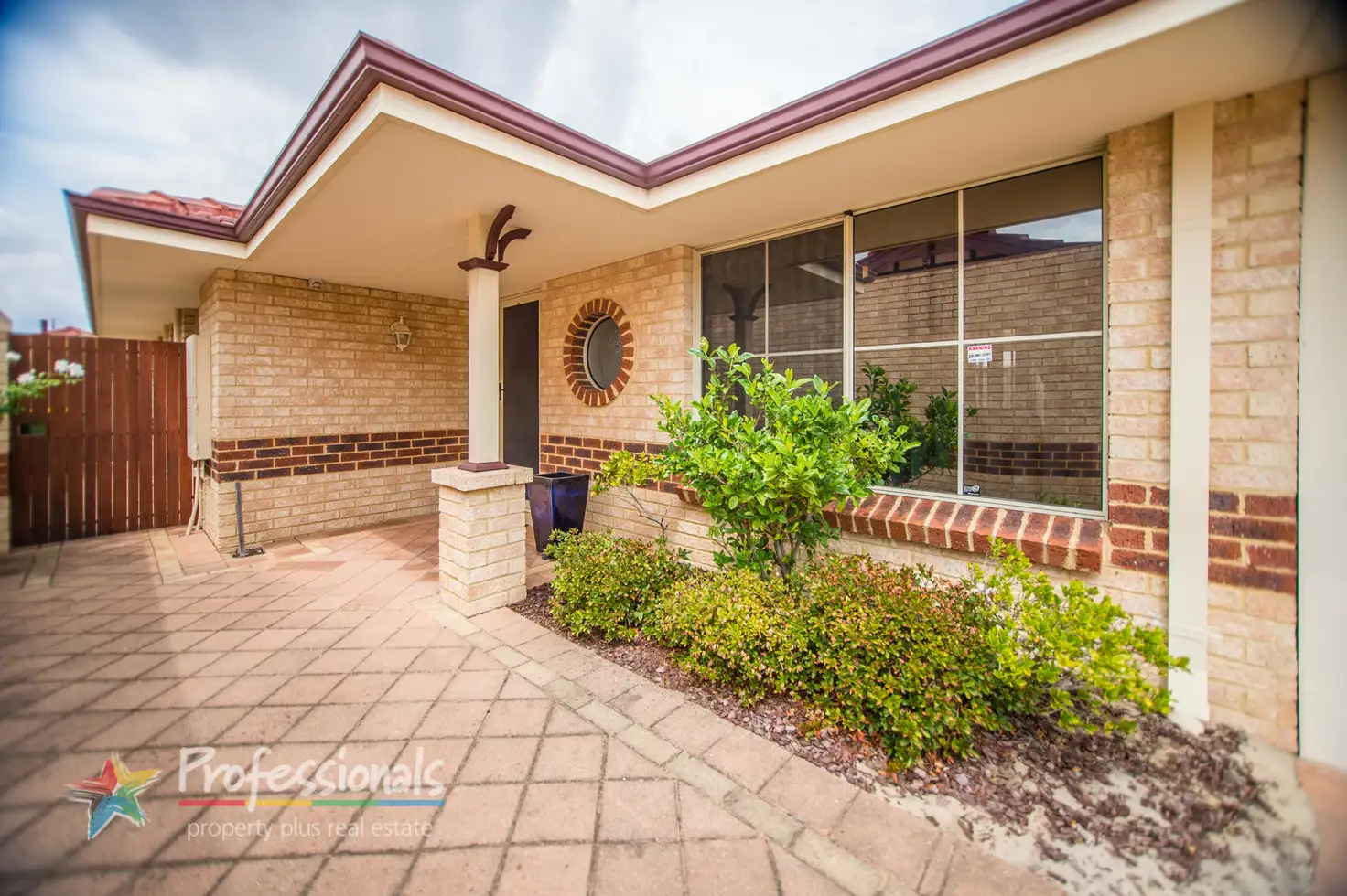 Main view of Homely house listing, 184B Forest Lakes Drive, Thornlie WA 6108
