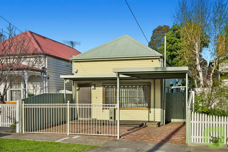 8 Elizabeth Street, Newport VIC 3015