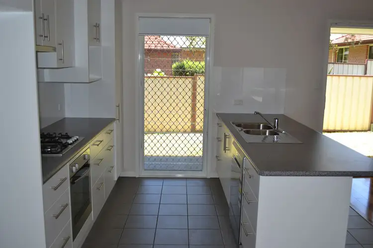 Fifth view of Homely villa listing, 10/3 Leumeah Street, Sanctuary Point NSW 2540