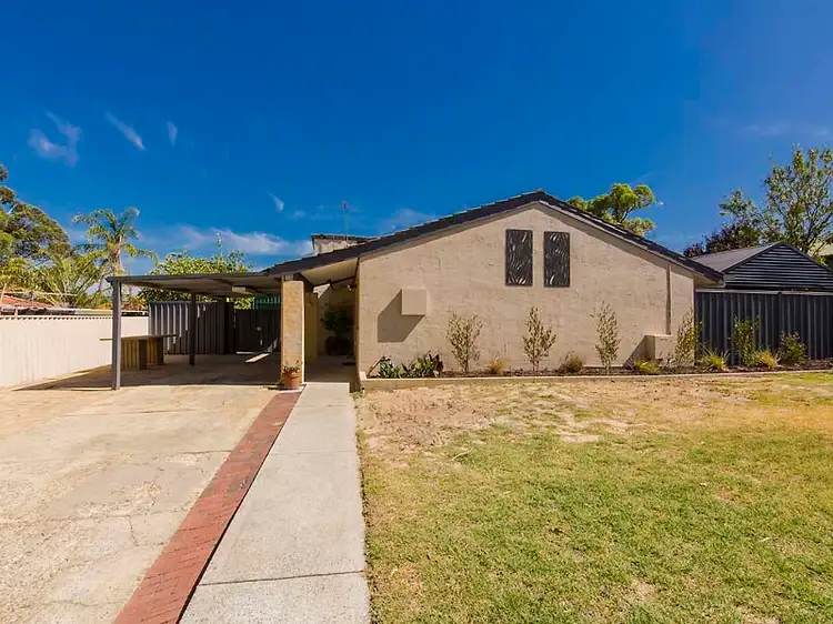 Fifth view of Homely house listing, 11 Gypsy Rise, Swan View WA 6056