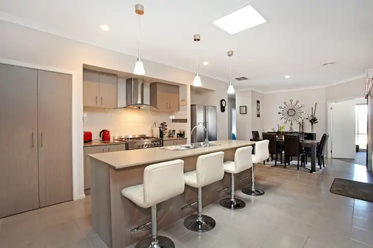 Second view of Homely house listing, 33 Benalla Avenue, Eynesbury VIC 3338