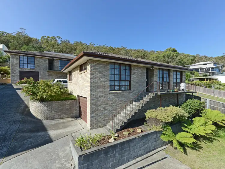 Main view of Homely townhouse listing, 2/158 Derwent Avenue, Lindisfarne TAS 7015
