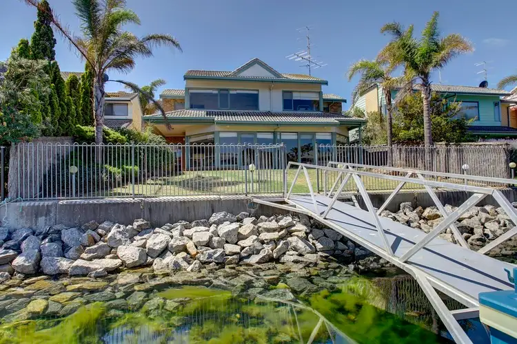 22 Parnkalla Avenue, Port Lincoln SA 5606