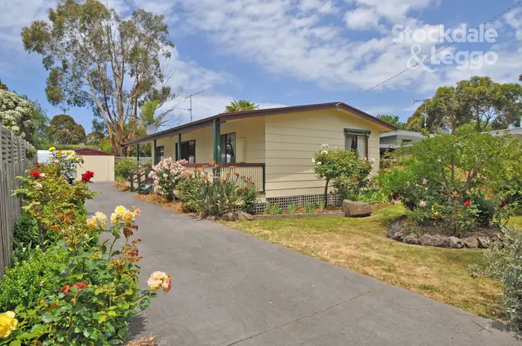 37 Wonthaggi Road, Inverloch VIC 3996