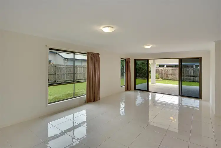 Sixth view of Homely house listing, 10 Bolwarra Court, Beerwah QLD 4519