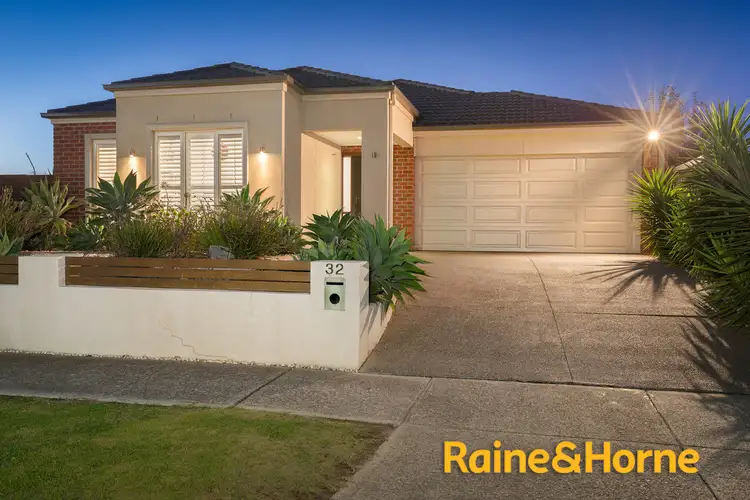 32 Noremac Grove, Lyndhurst VIC 3975