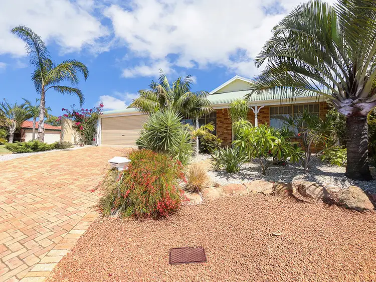 1 Dalkeith Cove, Kinross WA 6028