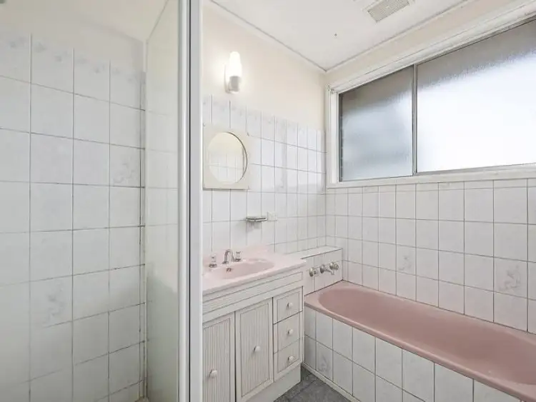 Sixth view of Homely house listing, 32 Corinella Crescent, Dallas VIC 3047