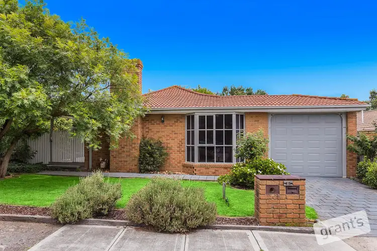 19 Marlesford Crescent, Berwick VIC 3806