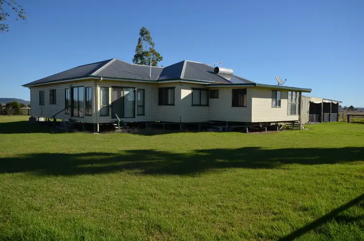 43 Railway Parade, Cambooya QLD 4358