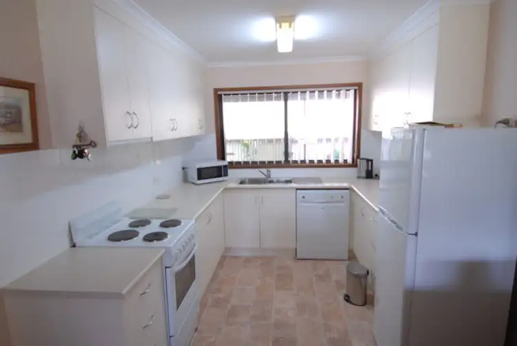 Sixth view of Homely unit listing, 1 / 274 Wick Street, Deniliquin NSW 2710