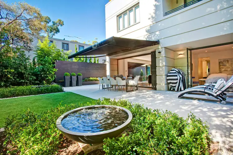 2 "Amarco" 16 Court Road, Double Bay NSW 2028