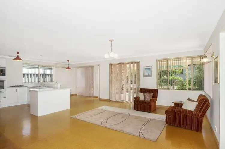 Seventh view of Homely house listing, 62 Cumberland Way, Waikiki WA 6169