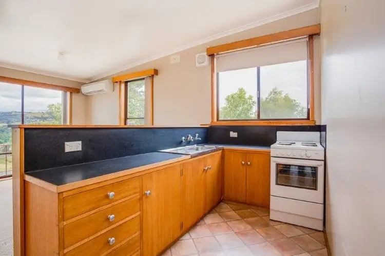 2/253 Penquite Road, Norwood TAS 7250
