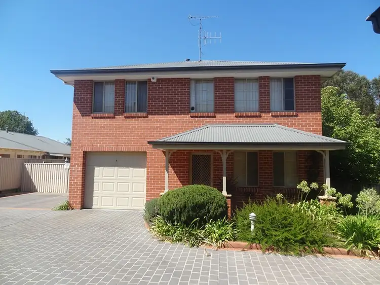 8 /130 Howick Street, Bathurst NSW 2795