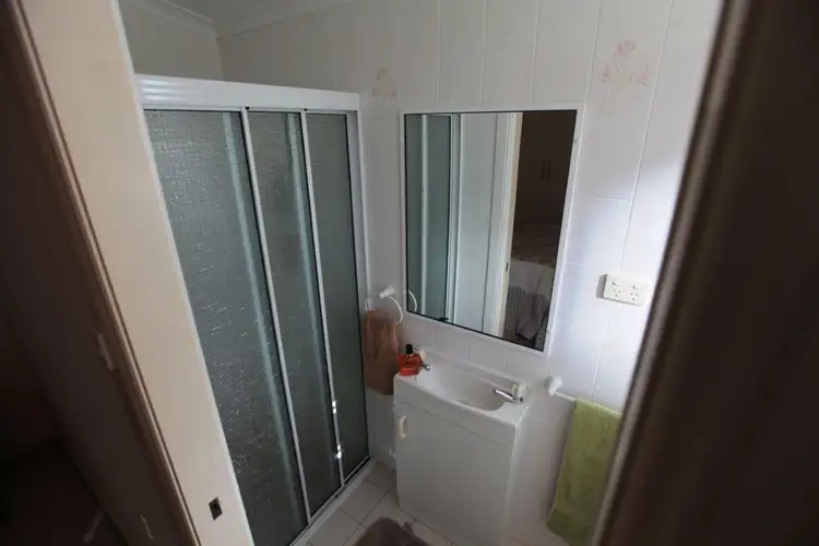 Sixth view of Homely unit listing, Unit 3/16 Wayeela Street, Griffith NSW 2680