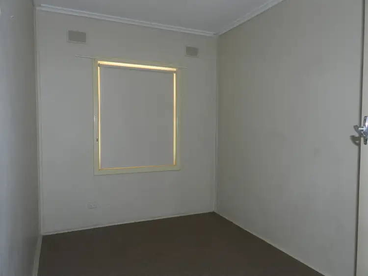 Seventh view of Homely house listing, 10 Trenaman Crescent, Berri SA 5343