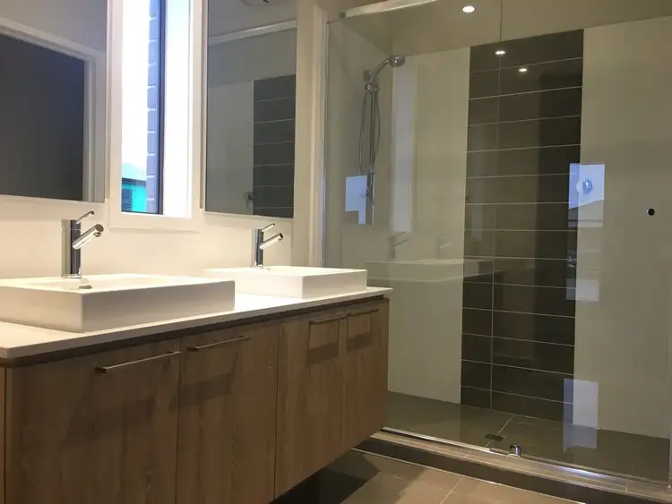 Fifth view of Homely house listing, 14 Aqua Rise, Craigieburn VIC 3064