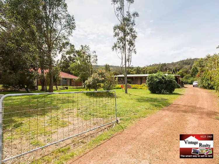 11 Burrell Street, Byford WA 6122