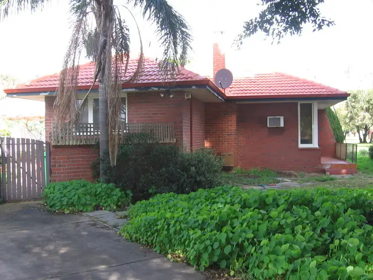 29 Island Queen St, Withers WA 6230