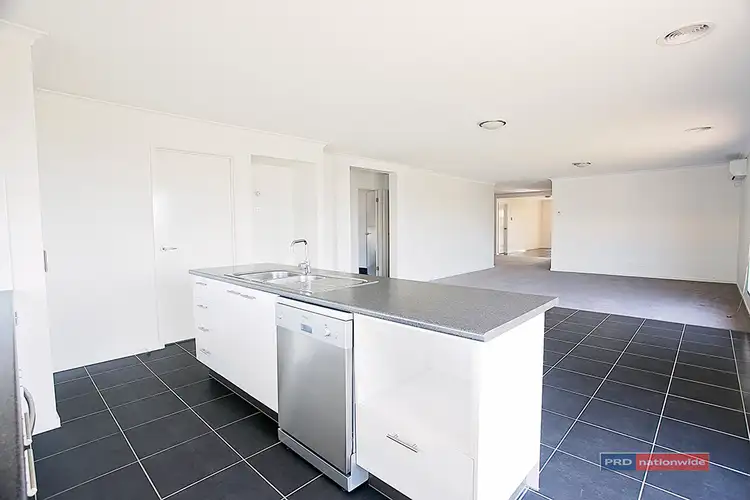 Fourth view of Homely house listing, 15 Seaview Point, Sanctuary Lakes VIC 3030