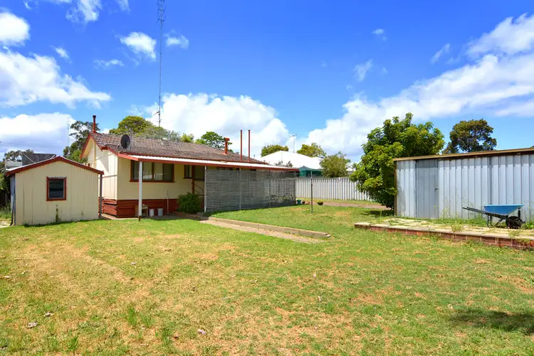 14 Bushell Street, Carey Park WA 6230