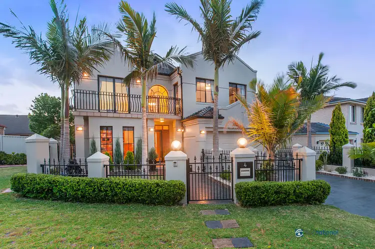 4 Correa Court, Voyager Point NSW 2172