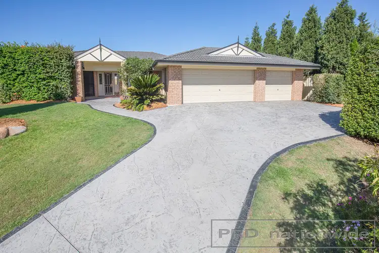 21 Amber Grove, Bolwarra Heights NSW 2320