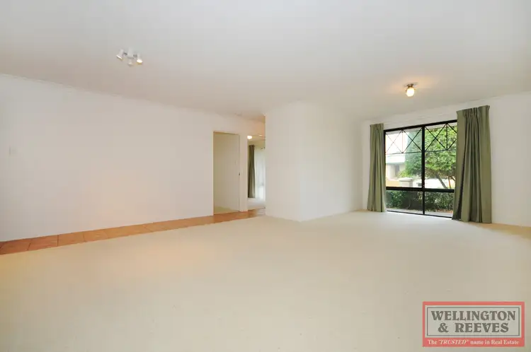 Fifth view of Homely house listing, 12 Susan Court, Yakamia WA 6330