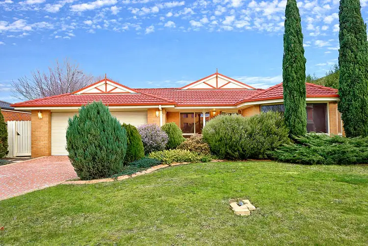 9 Napier Way, Narre Warren South VIC 3805